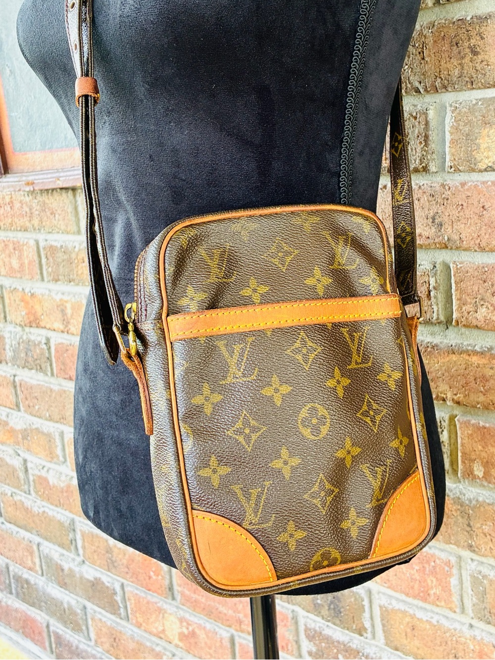 Authentic Vintage Louis Vuitton Danube Monogram Crossbody Bag Unisex